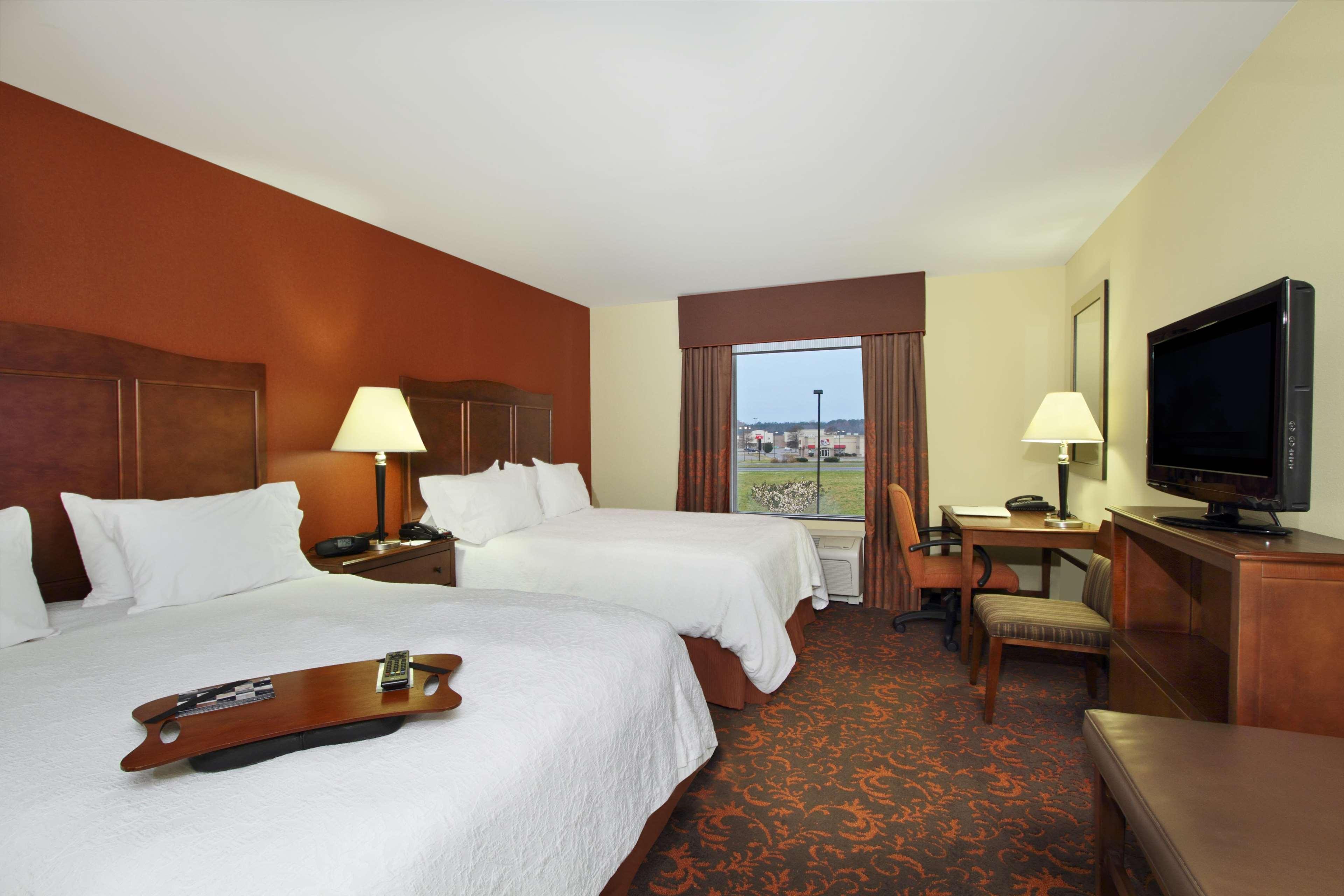 Hampton & - Eastern Shore Hotel