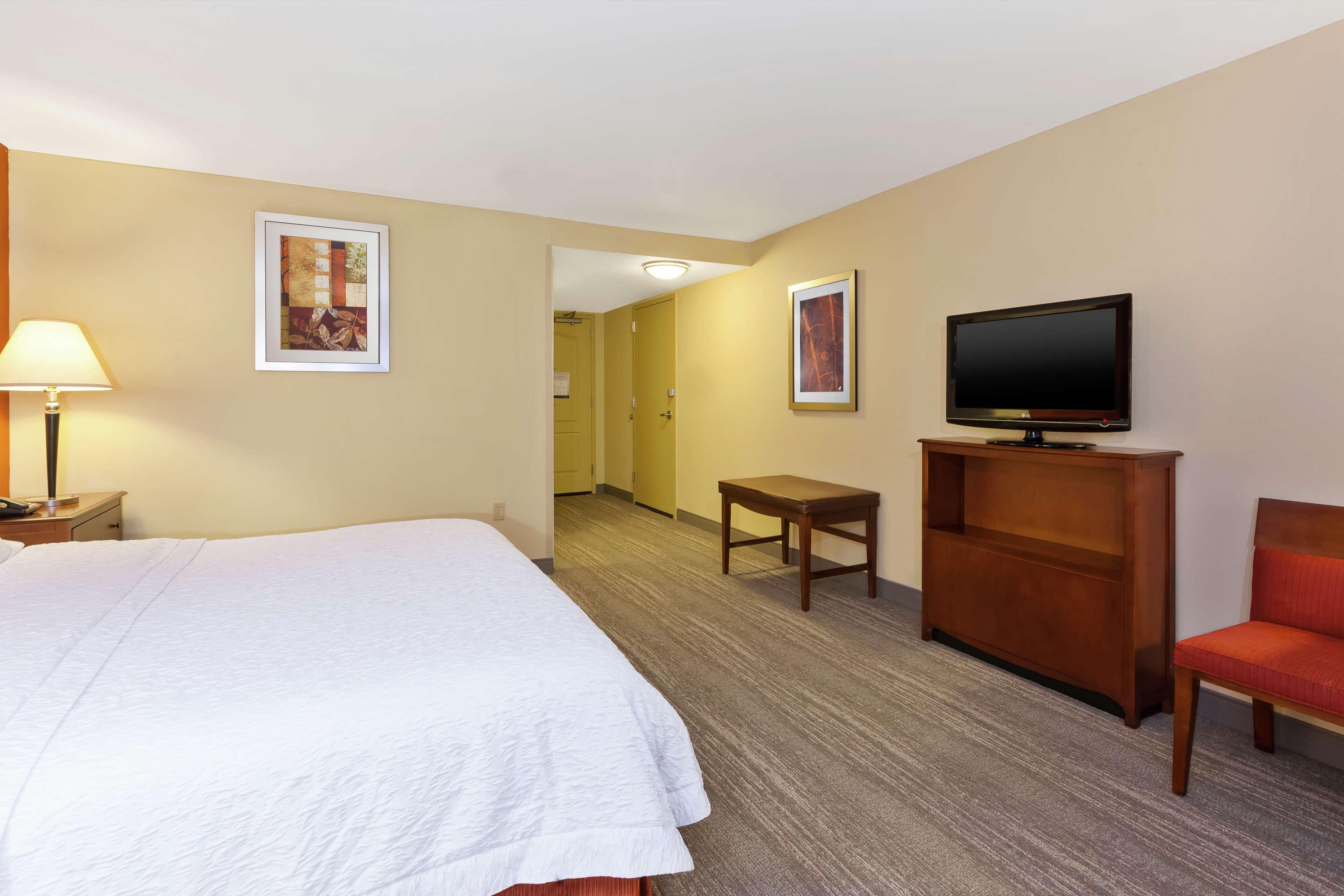 Hampton & - Eastern Shore Hotel